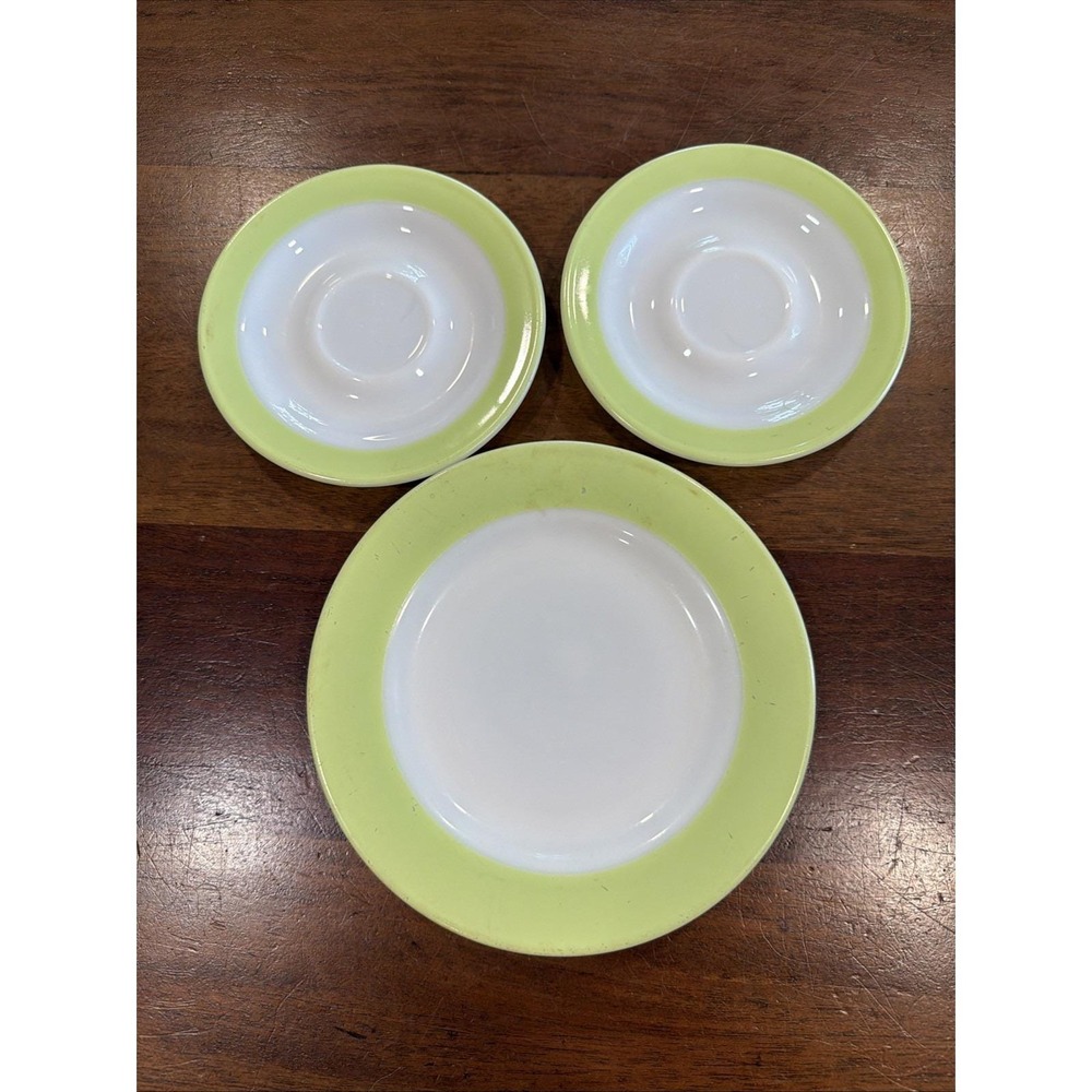 VTG MCM Set Of 3 Pyrex Plates Milk Glass Lime Green Trim 2 Saucers 1 Plate